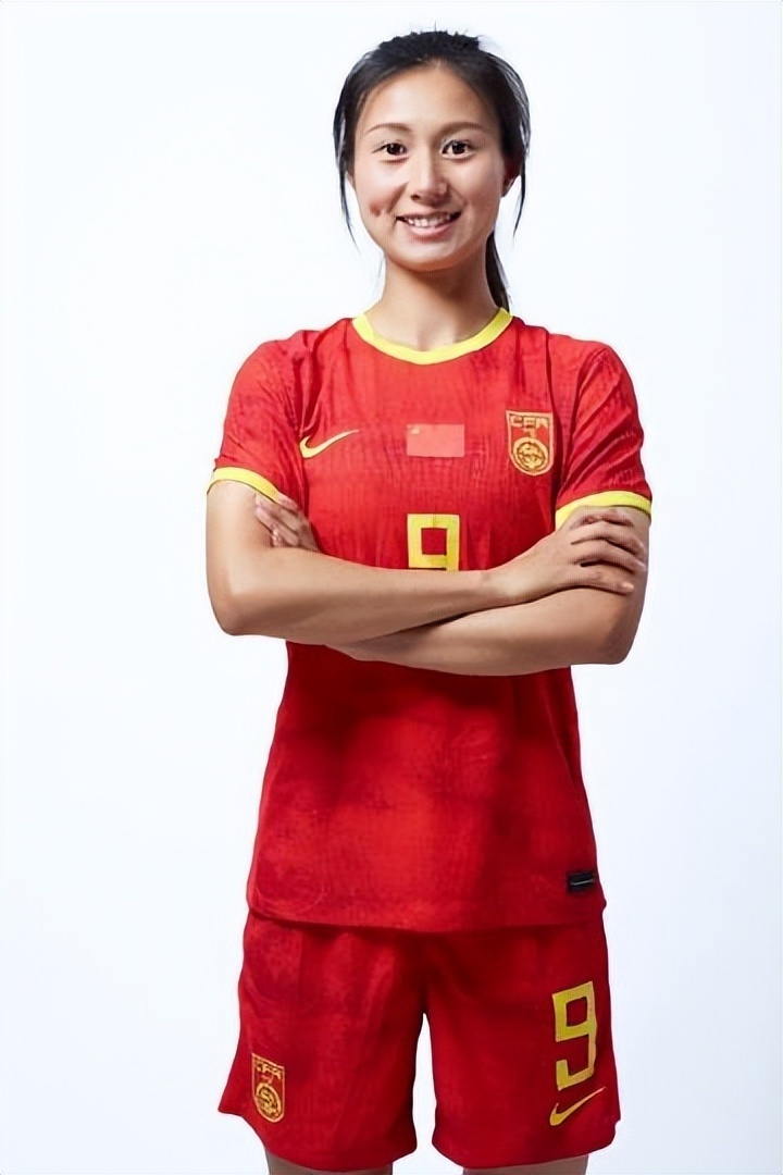 奋发有为!中国女足球员发挥出色表现!的简单介绍 奋发有为!中国女足球员发挥出色表现!的简单介绍