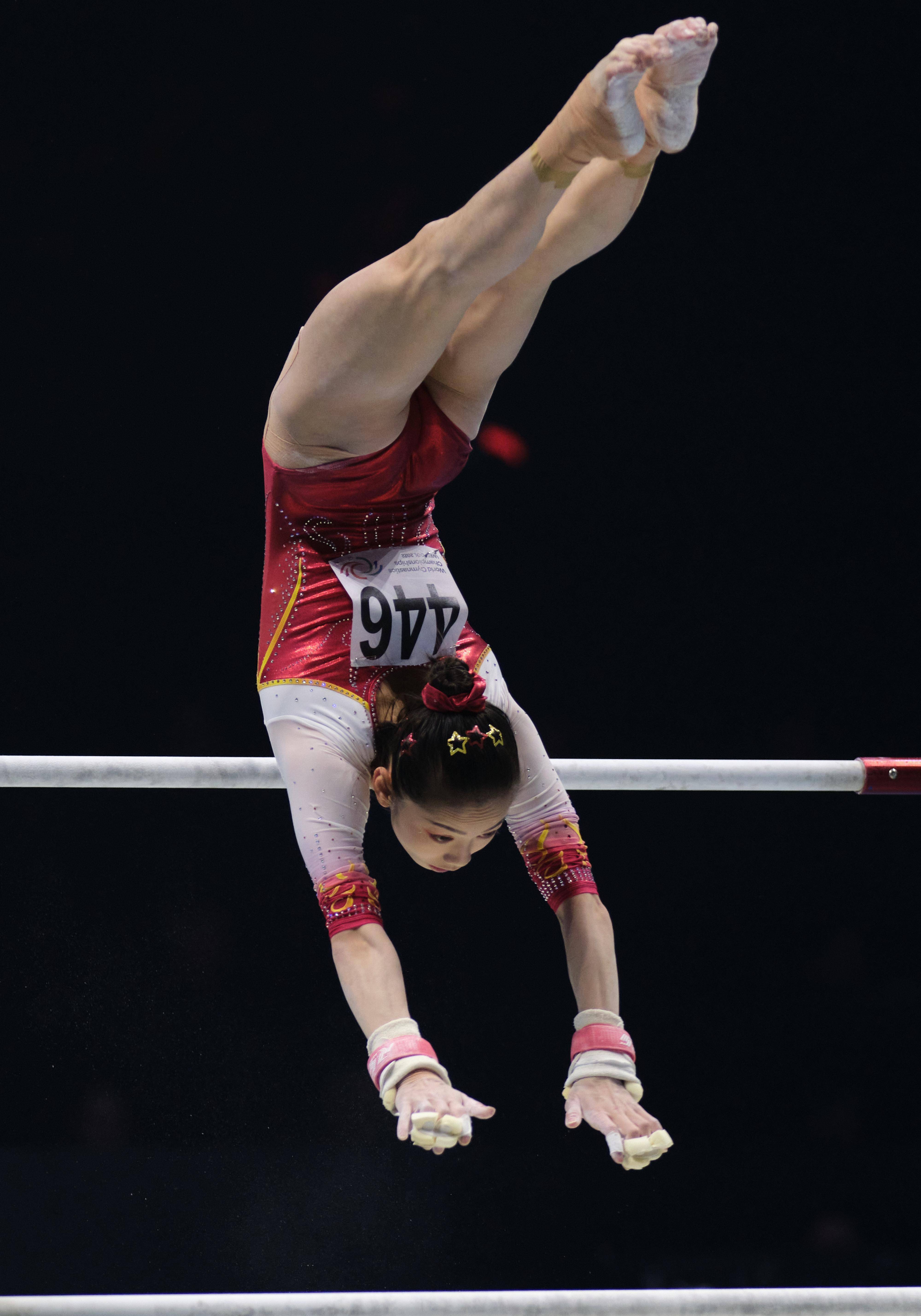 体操比赛中高难度动作惊艳全场的简单介绍 体操比赛中高难度动作惊艳全场的简单介绍