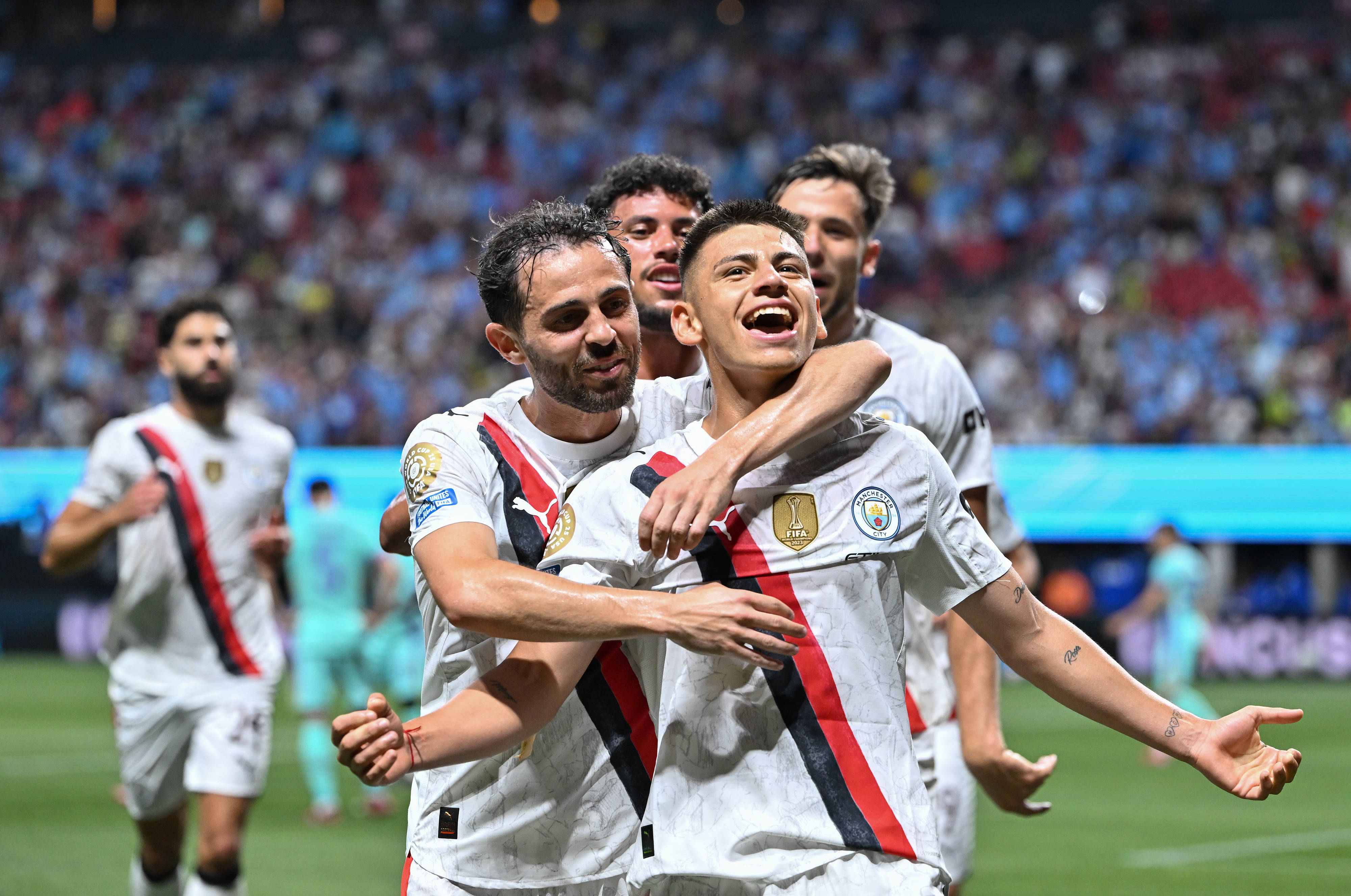 关于尤文图斯逆转取胜，老妇人顺利晋级，C罗双响功臣的信息